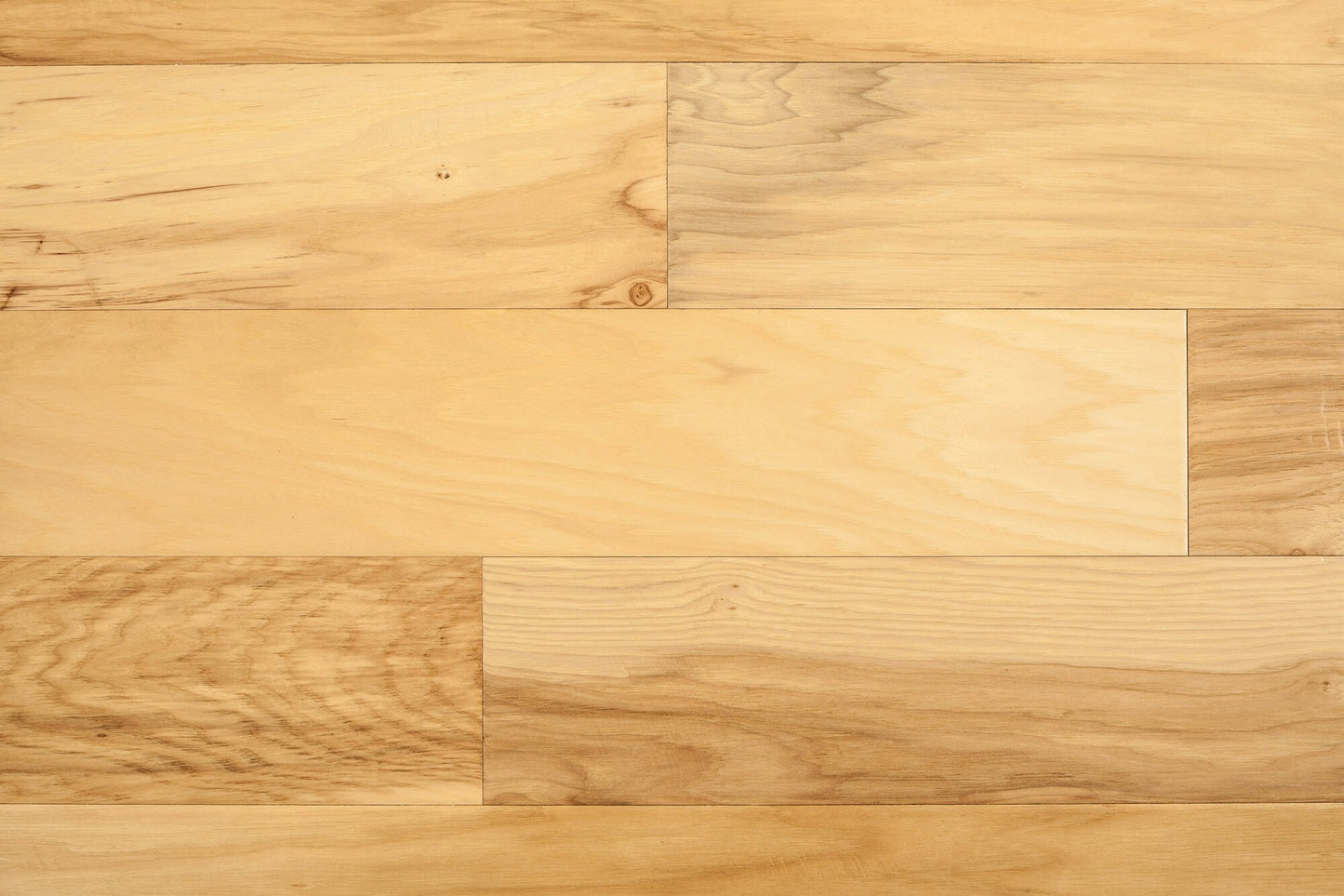 NATU Heritage Natural Hickory 5-in W x 3/8-in T x 48-in Distressed Water Resistant Engineered Hardwood Flooring (32.81-sq ft / Carton)