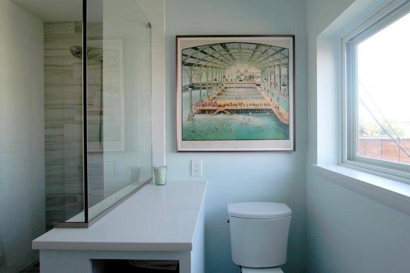 Calming Modern Bath in Center City