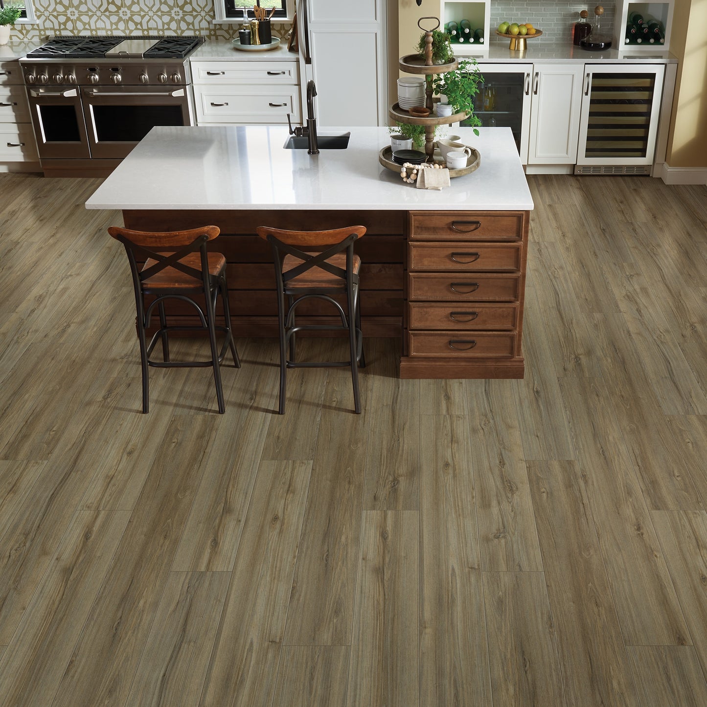 SMARTCORE XL By COREtec Floors Southern Pecan Brown 12-mil x 9-in W x 72-in L Waterproof Interlocking Luxury Vinyl Plank Flooring (17.96-sq ft/ Carton)