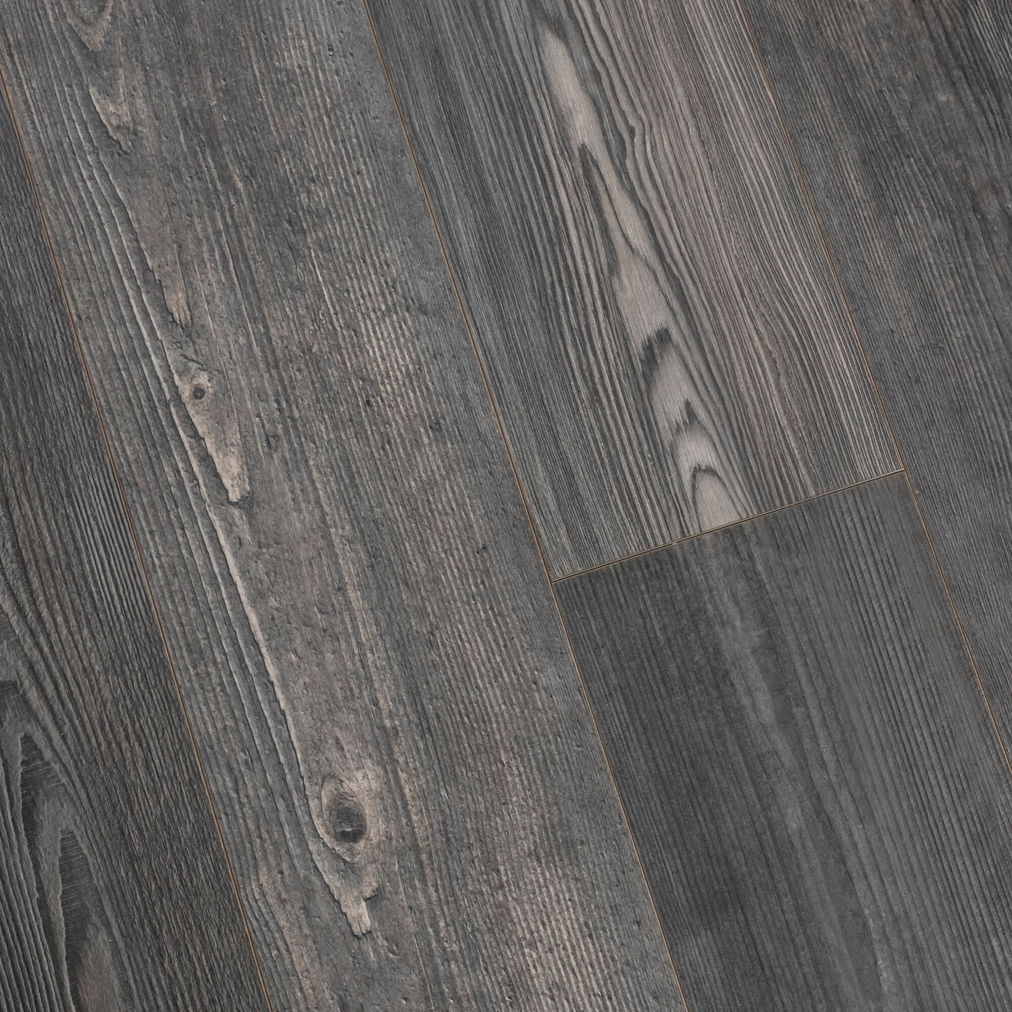 Pergo Xtra Shiplap Pine 12-mm T x 7-in W x 48-in L Waterproof Wood Plank Laminate Flooring (19.63-sq ft / Carton)