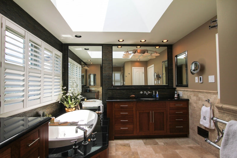 Sophisticated and Polished Master Bath Makeover