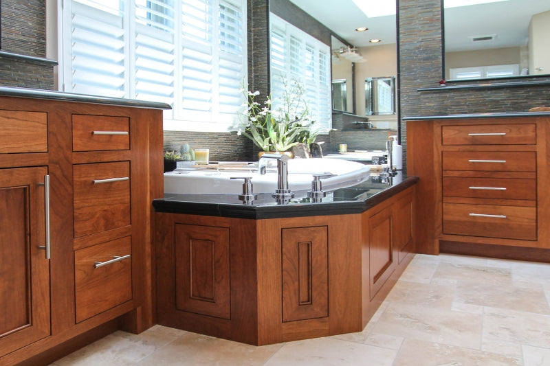 Sophisticated and Polished Master Bath Makeover