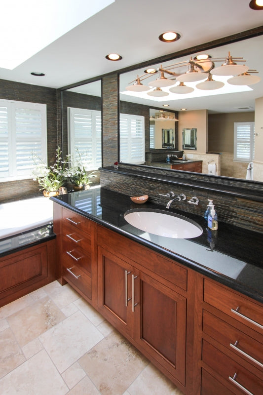 Sophisticated and Polished Master Bath Makeover